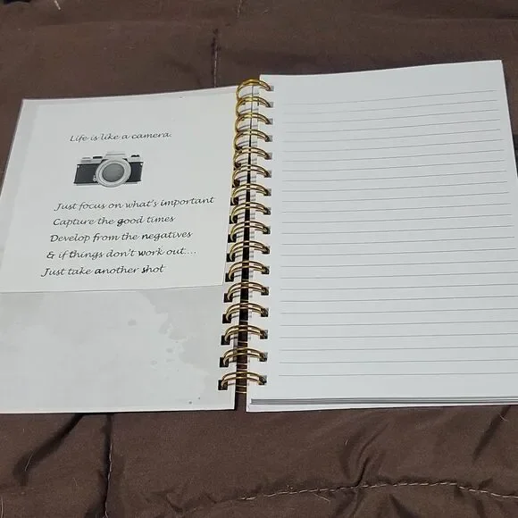 Cute Spiral Notebook 100 sheets/200 pages - Picture 2 of 4